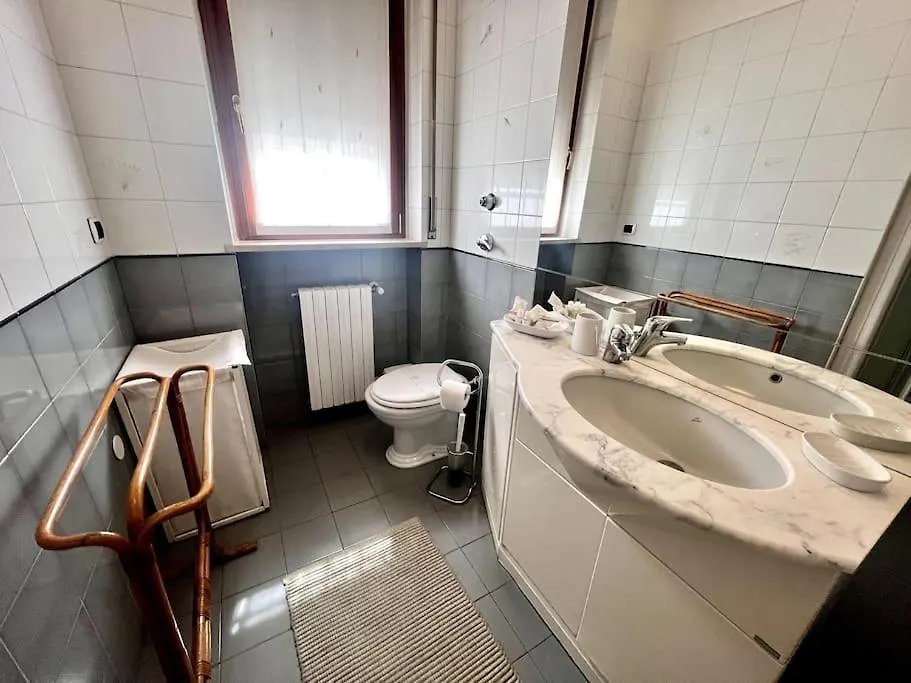 Bilocale Per 4 - Linea Rossa Precotto E Gorla Apartment Milan